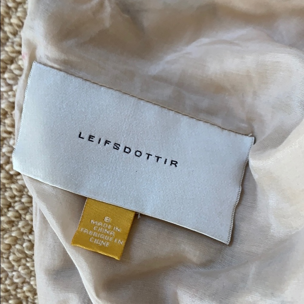 Pretty Dress - image 3